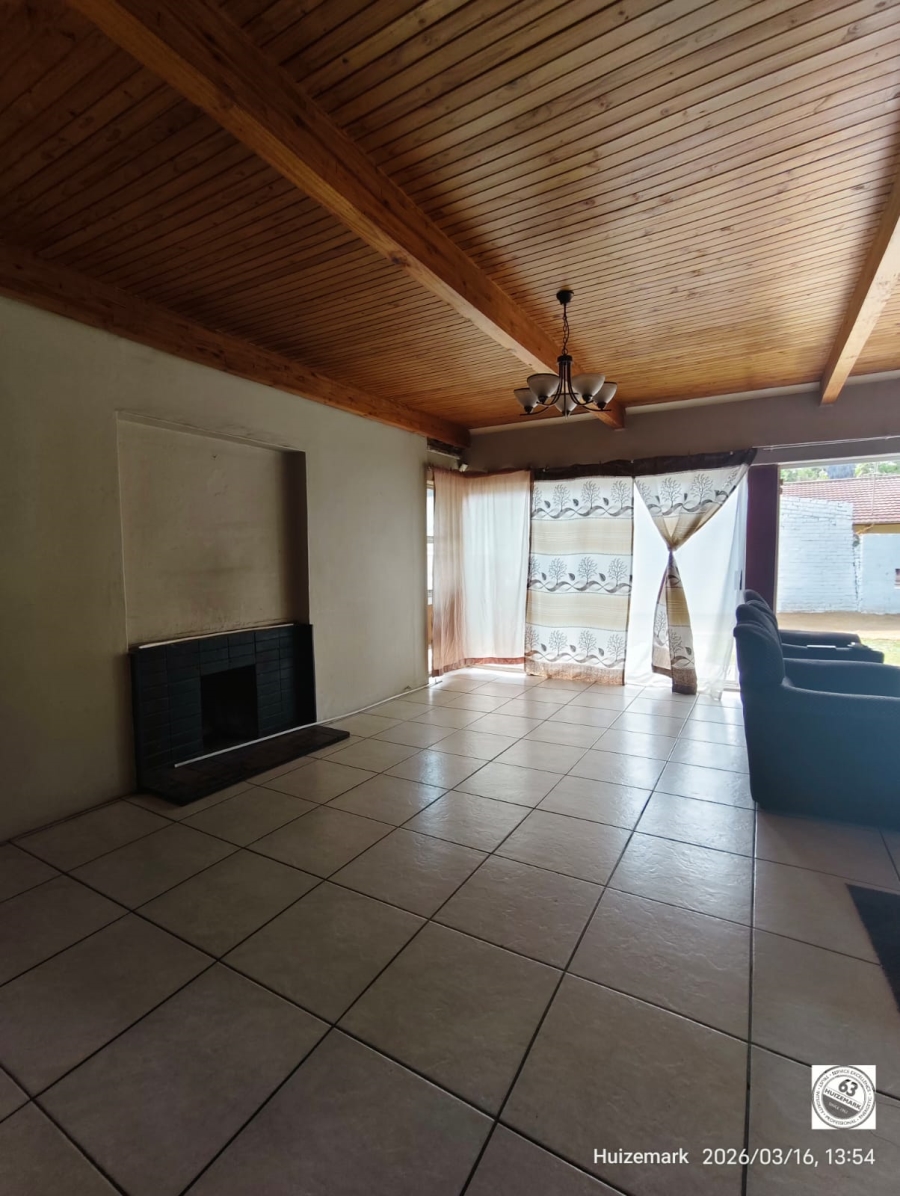 5 Bedroom Property for Sale in Sasolburg Ext 3 Free State